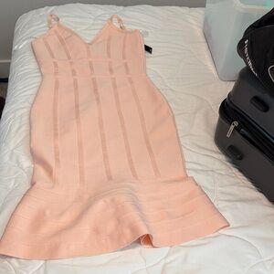 VENUS Peach Mini Dress pink and super stretchy material